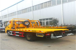 汇川附近拖车救援搭电